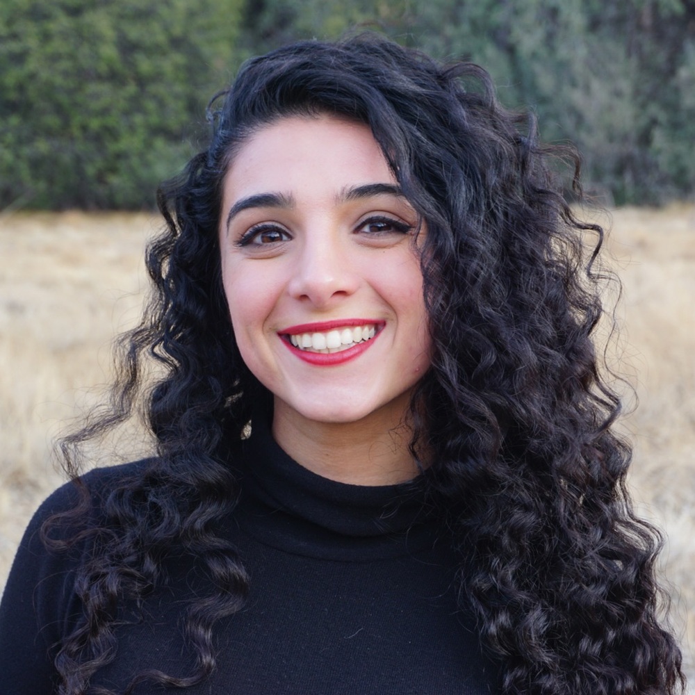 Meet your Posher, Nina